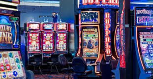 Fitur live betting Casino 88 — pemain memasang taruhan olahraga secara real-time saat pertandingan berlangsung